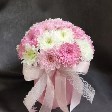 Букет цветов "Шляпная коробка Радостное ожидание" Букет цветов "Шляпная коробка Радостное ожидание"